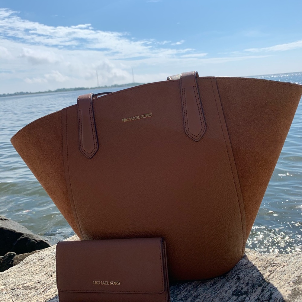 MICHAEL Michael Kors Portia tote and wallet